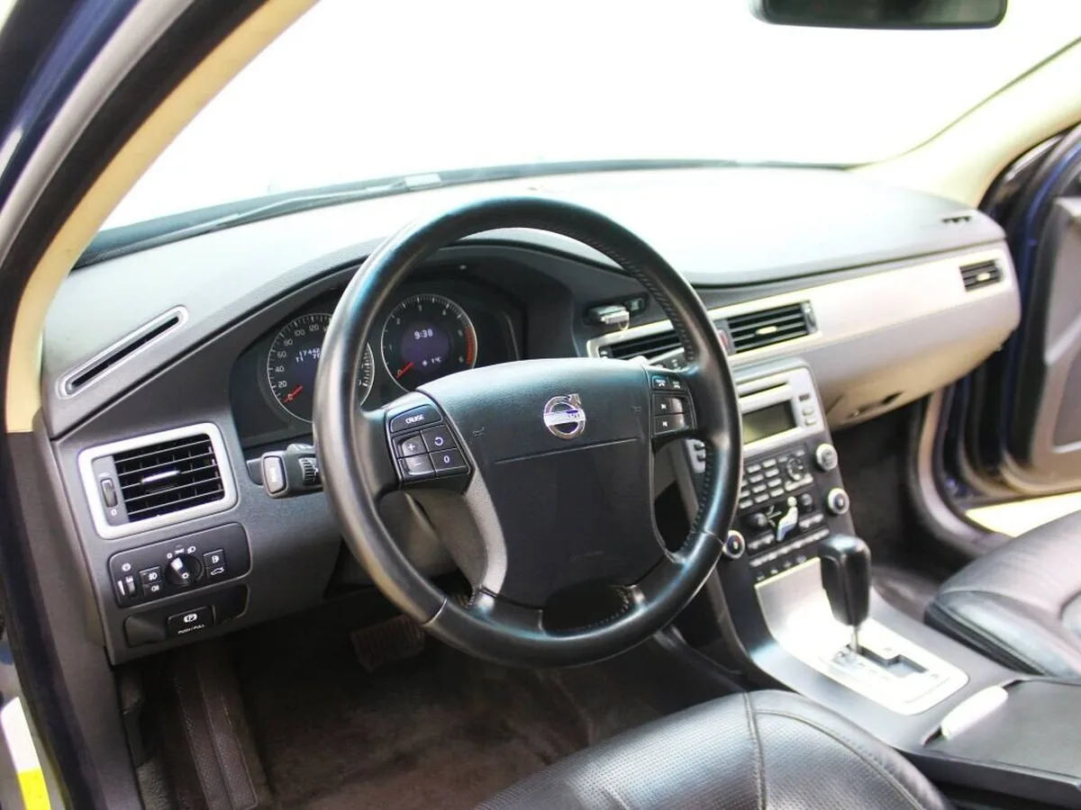 Volvo XC70