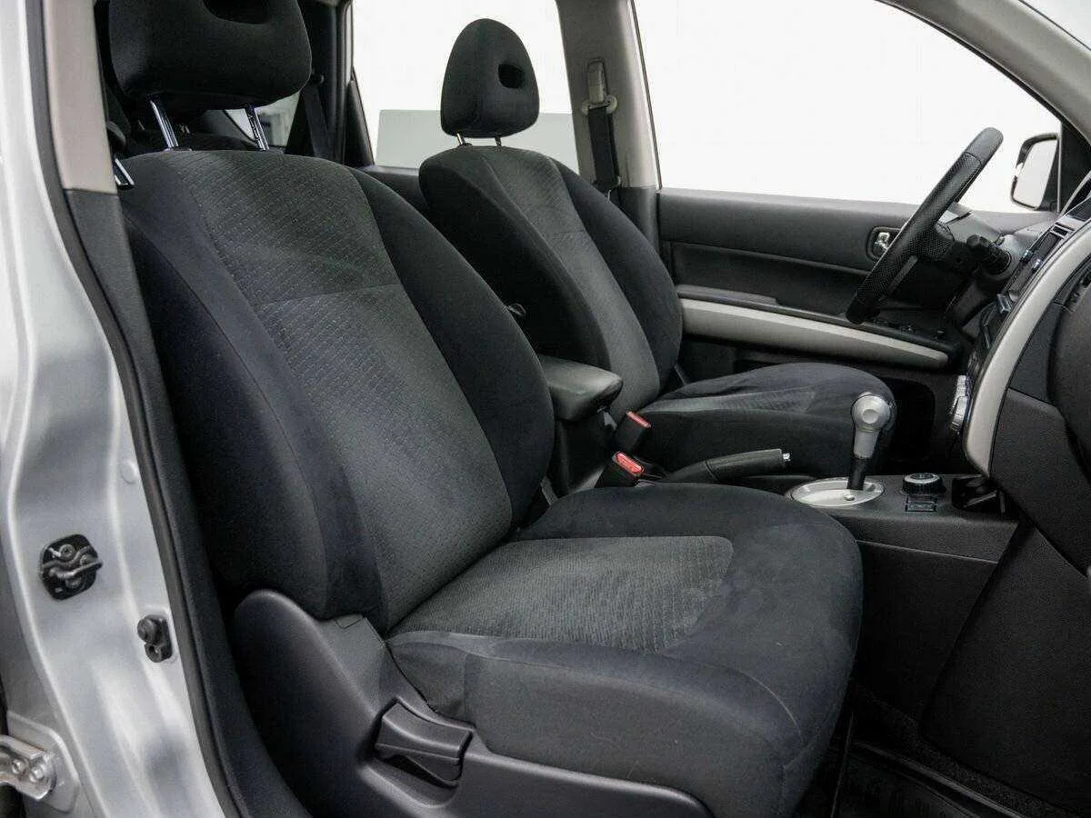 Nissan X Trail