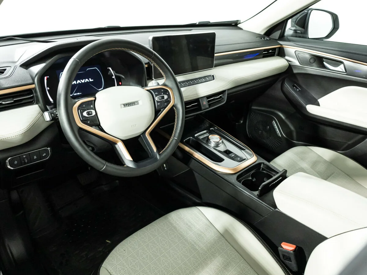 Haval Jolion