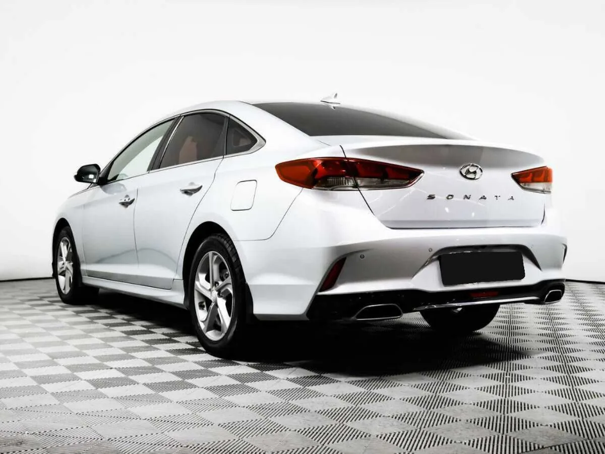 Hyundai Sonata