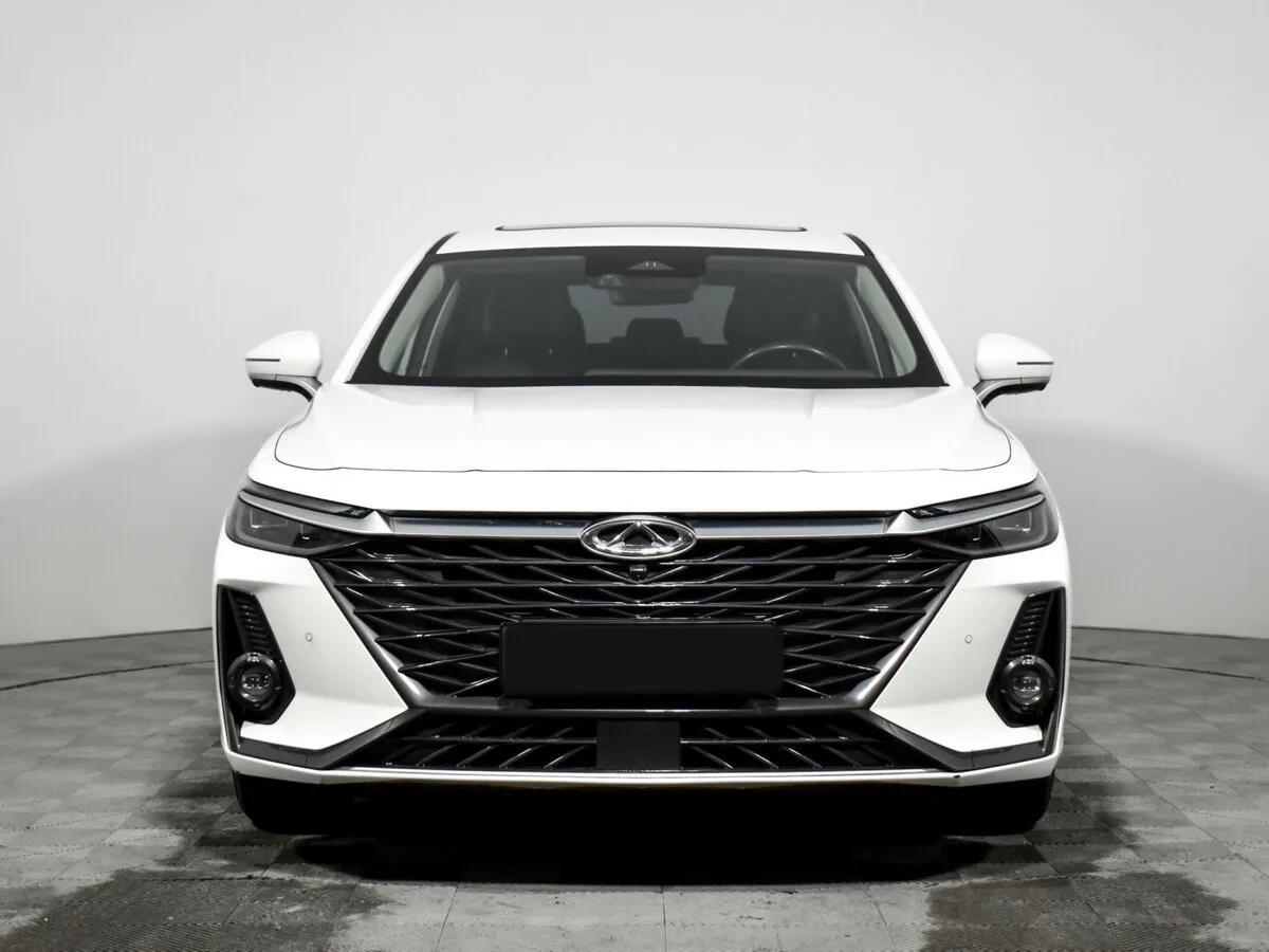 Chery Arrizo 8
