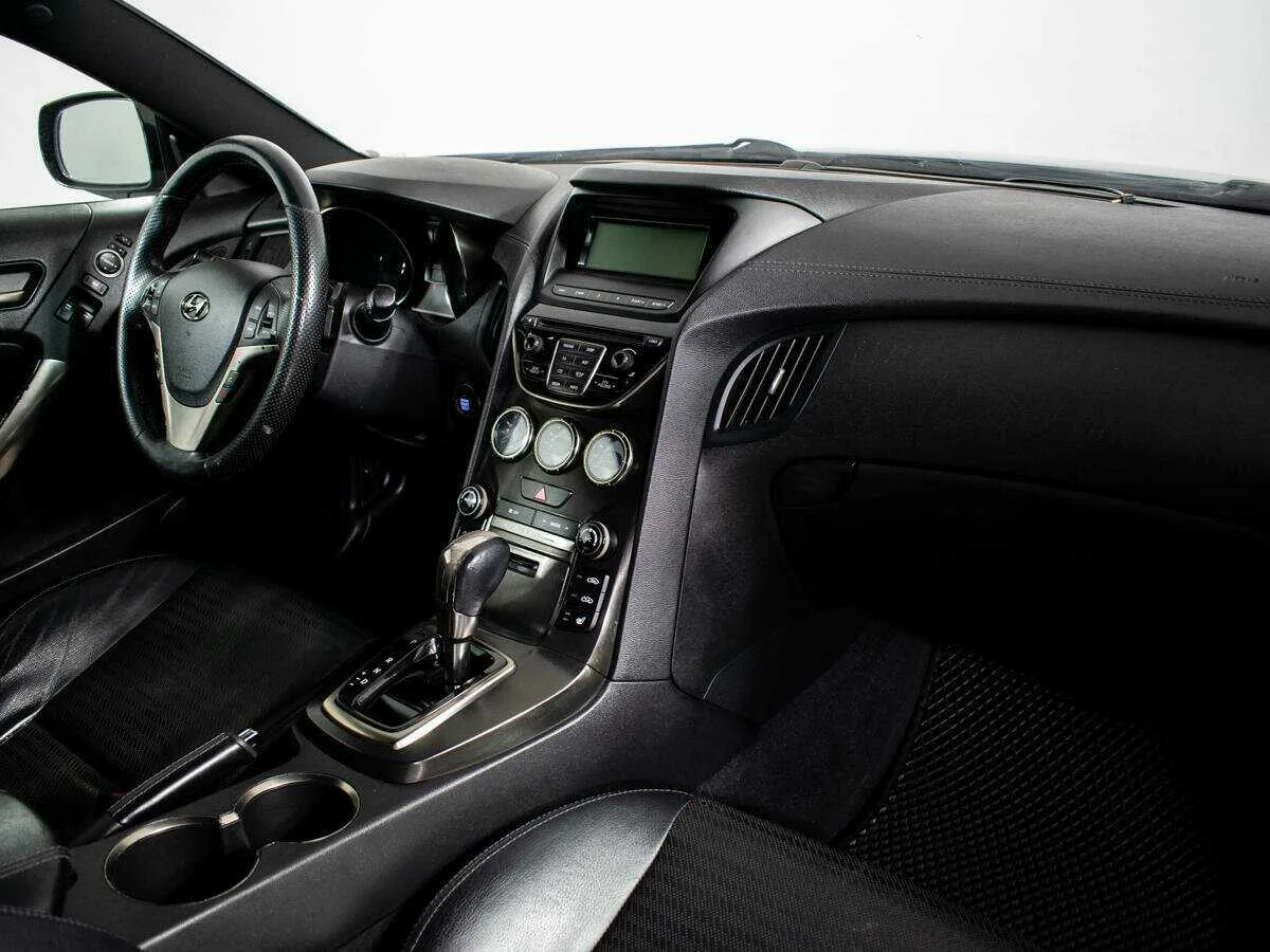 Hyundai Genesis Coupe