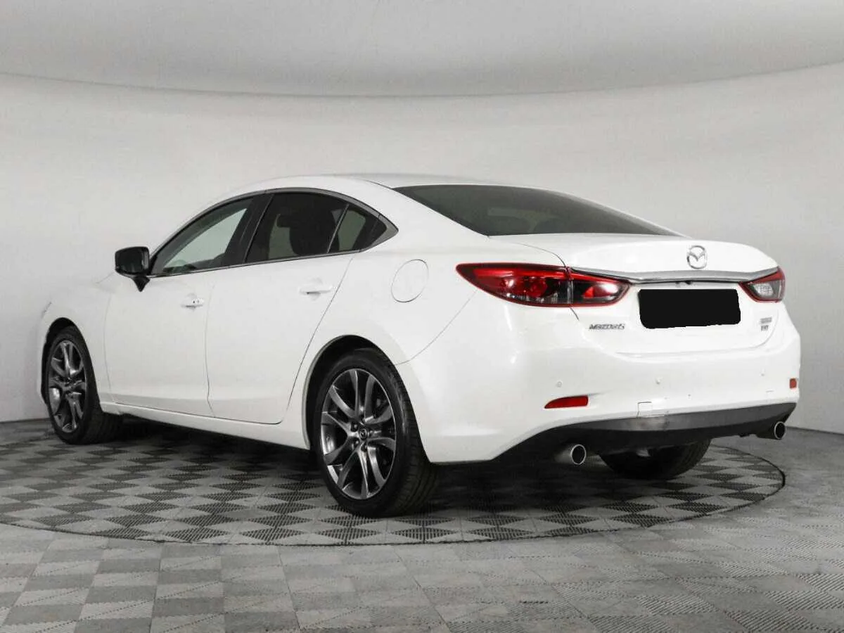 Mazda 6