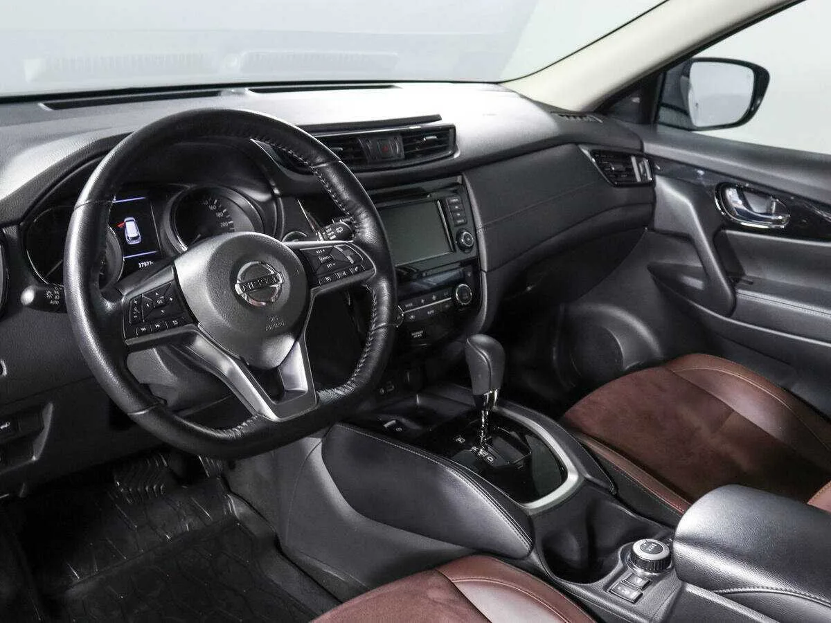 Nissan X Trail