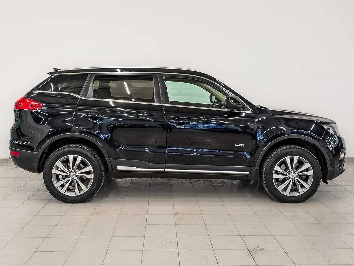 Geely Atlas