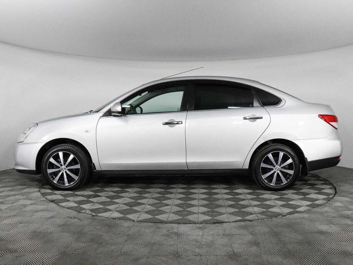 Nissan Almera