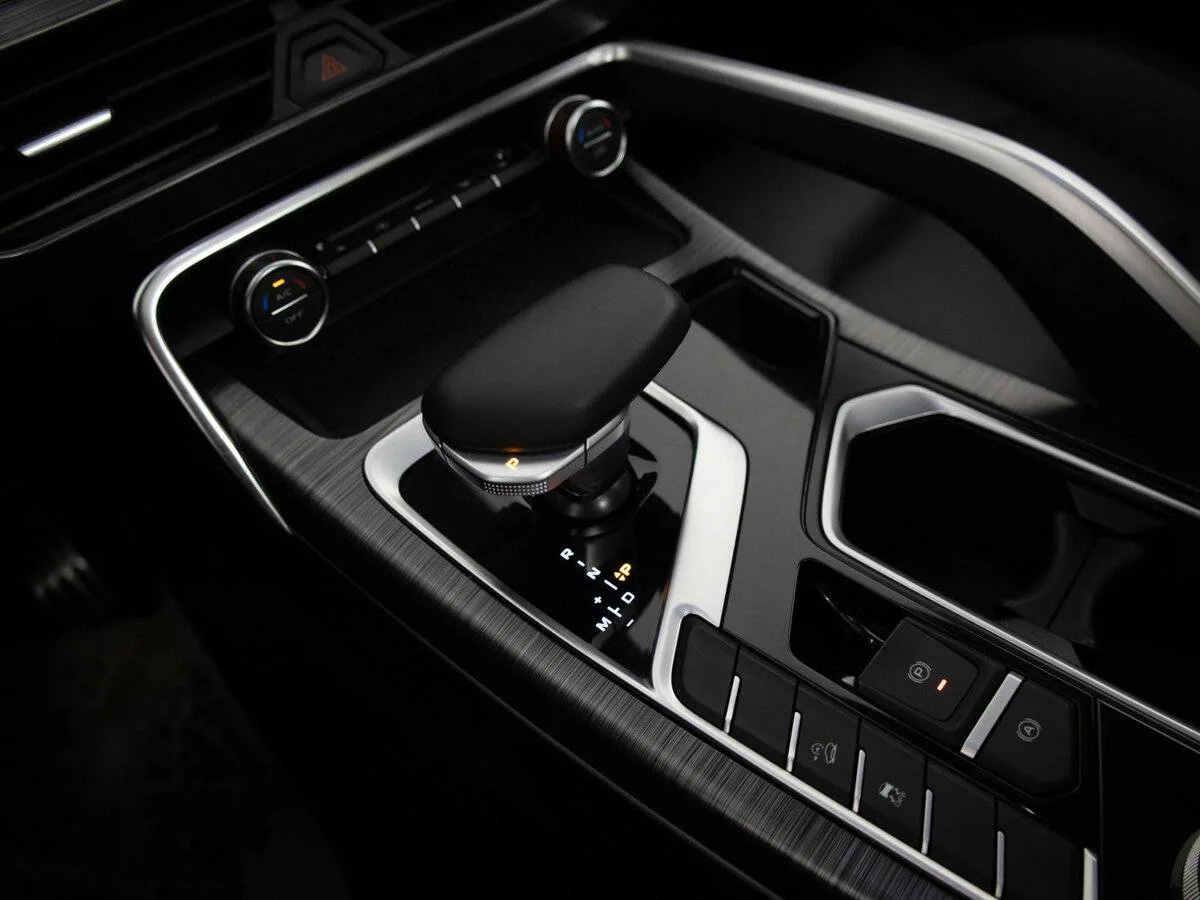 Geely Tugella