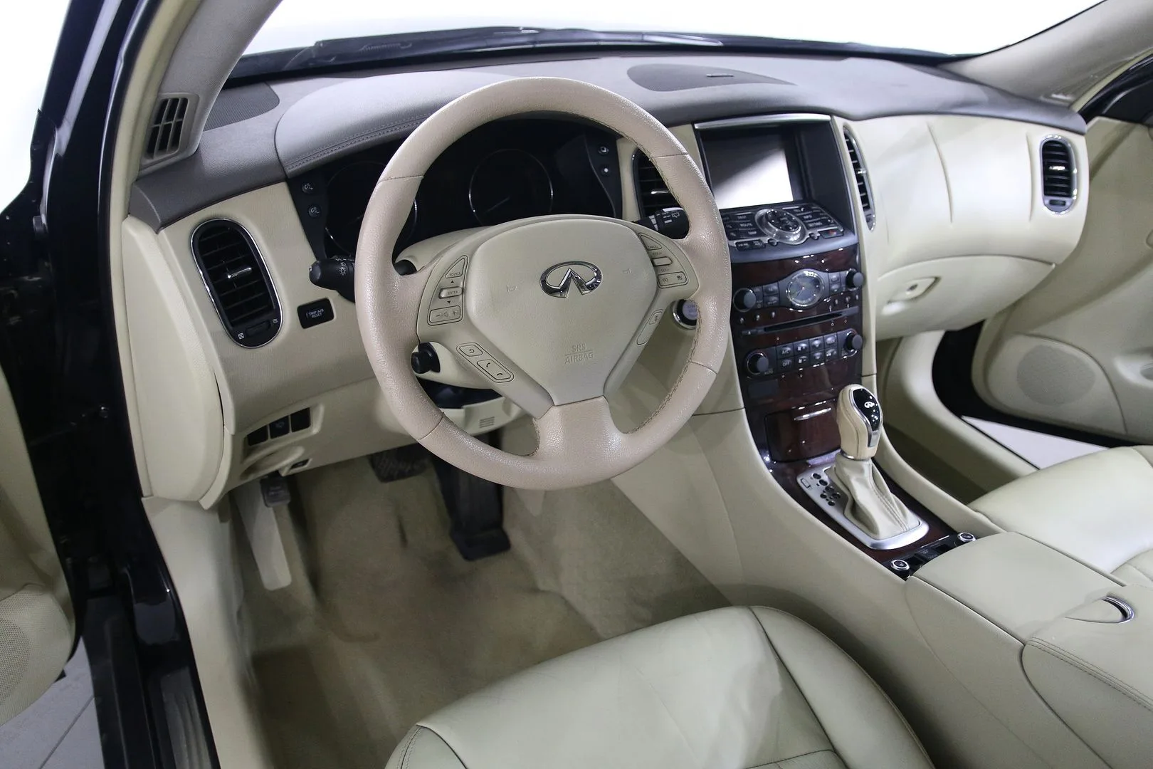 Infiniti QX50