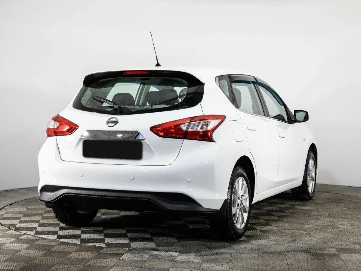 Nissan Tiida