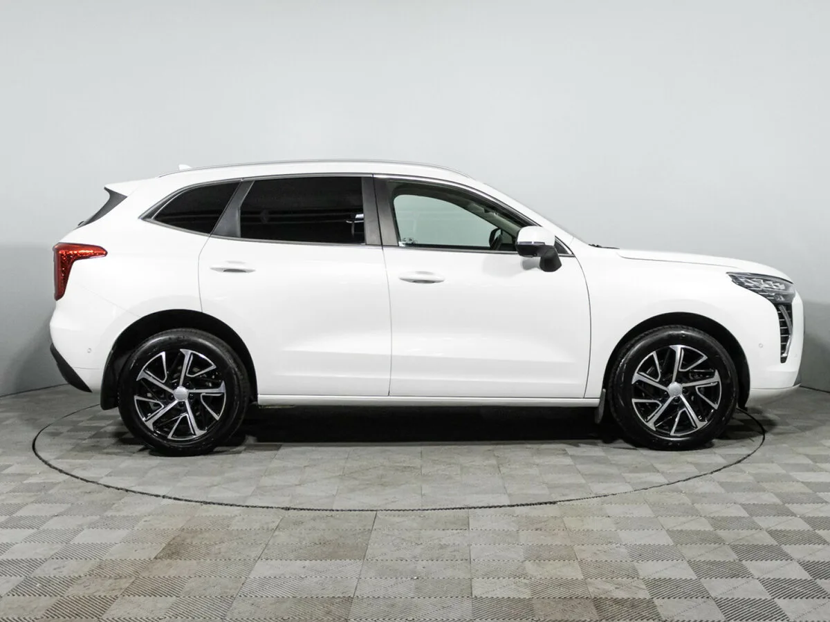 Haval Jolion
