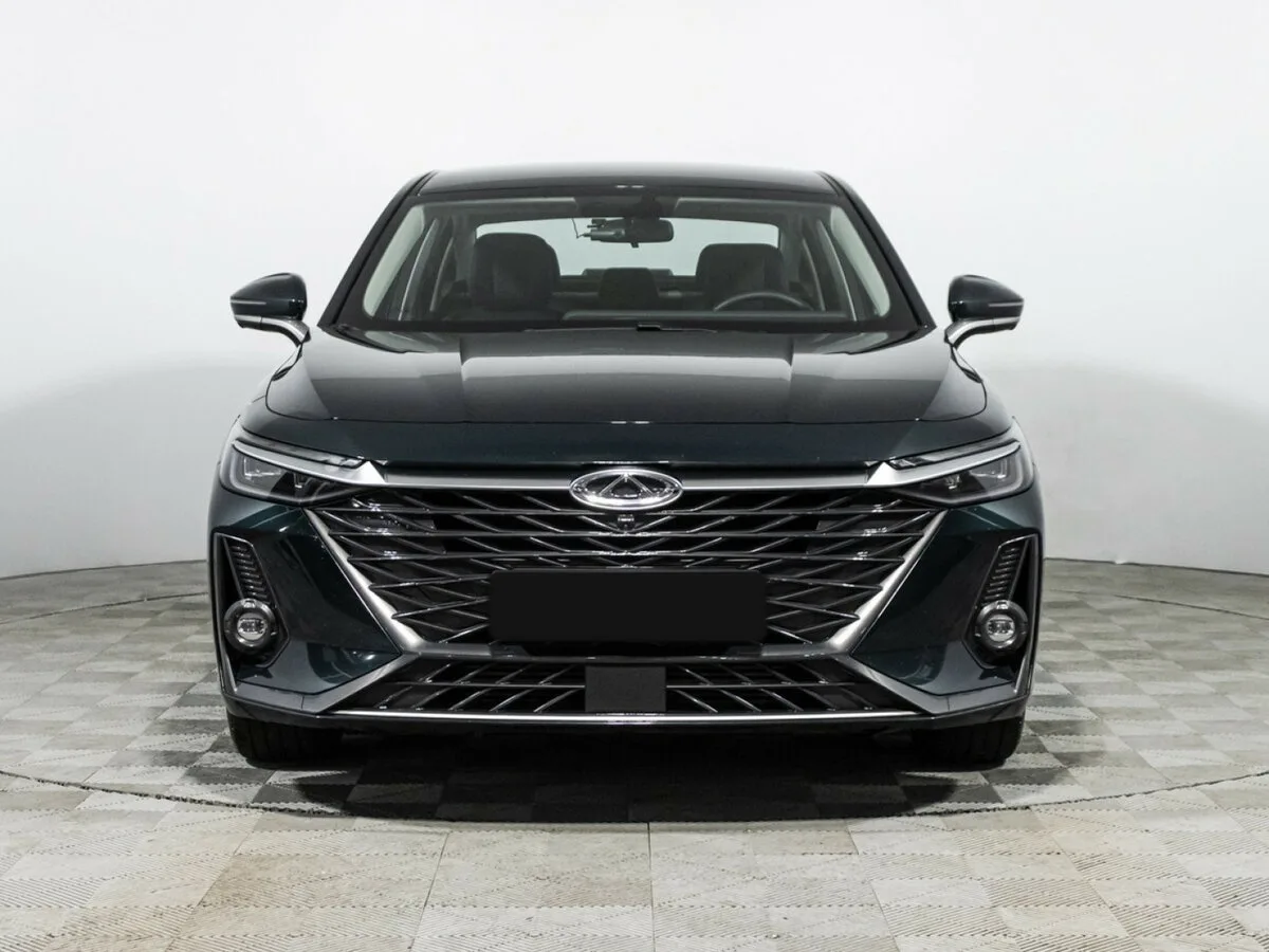 Chery Arrizo 8
