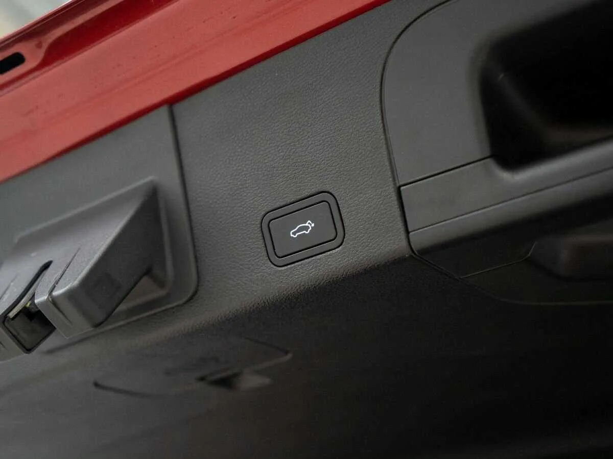 Geely Tugella