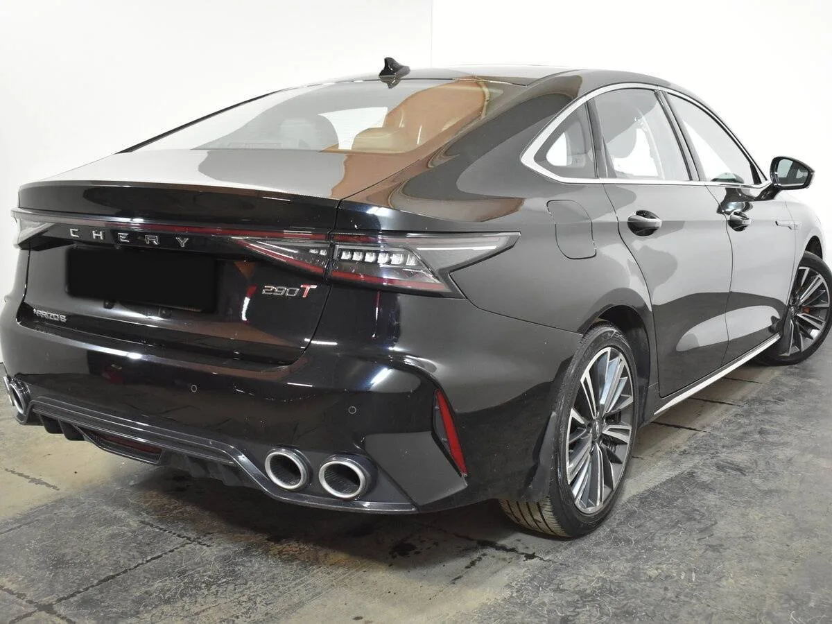 Chery Arrizo 8