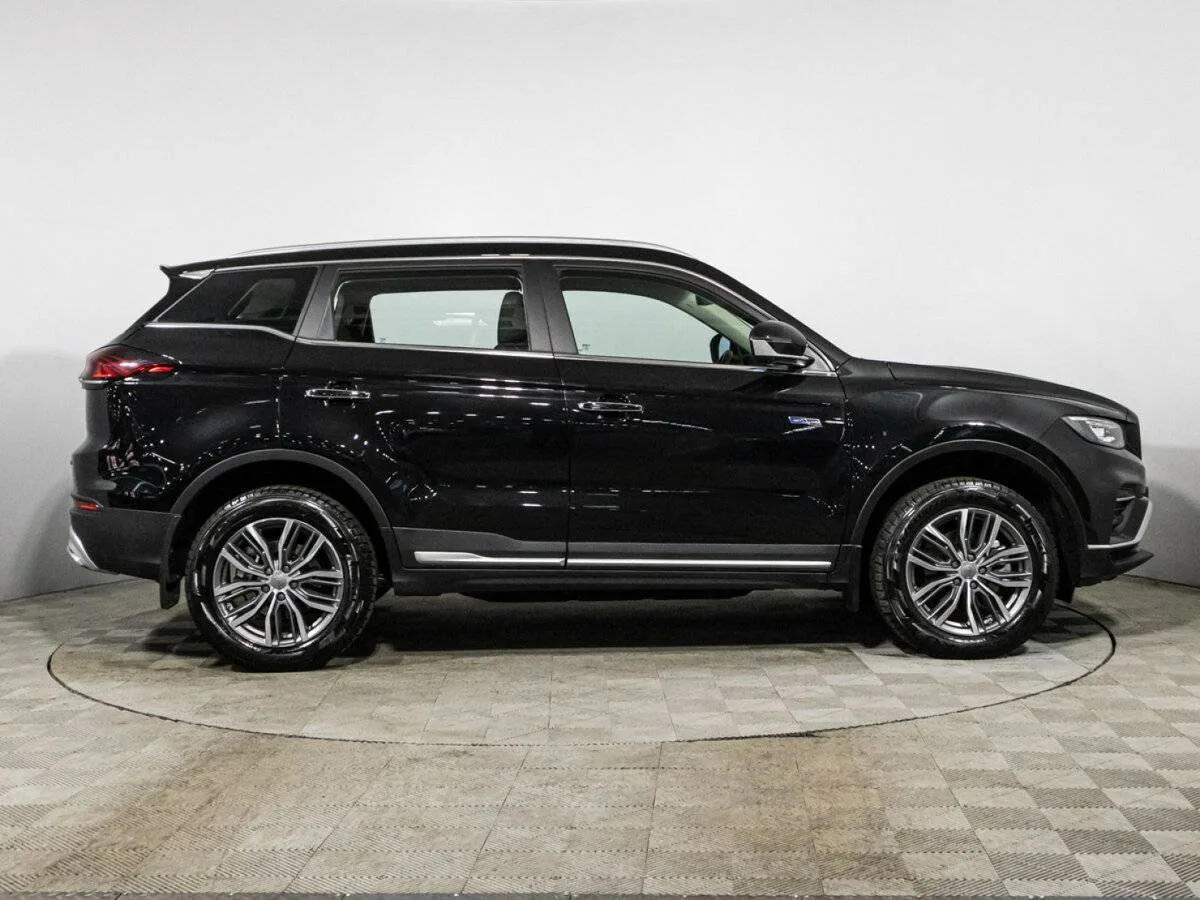 Geely Atlas Pro