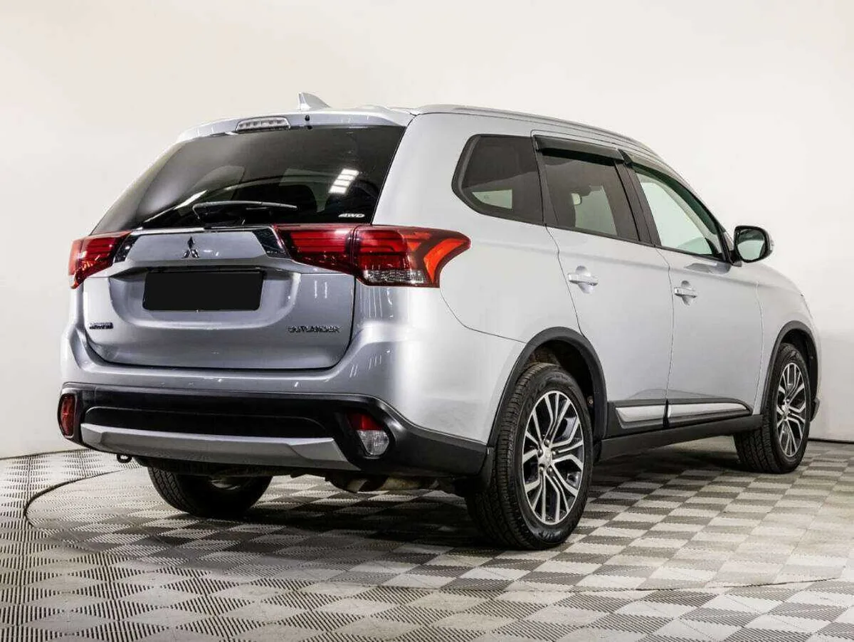 Mitsubishi Outlander