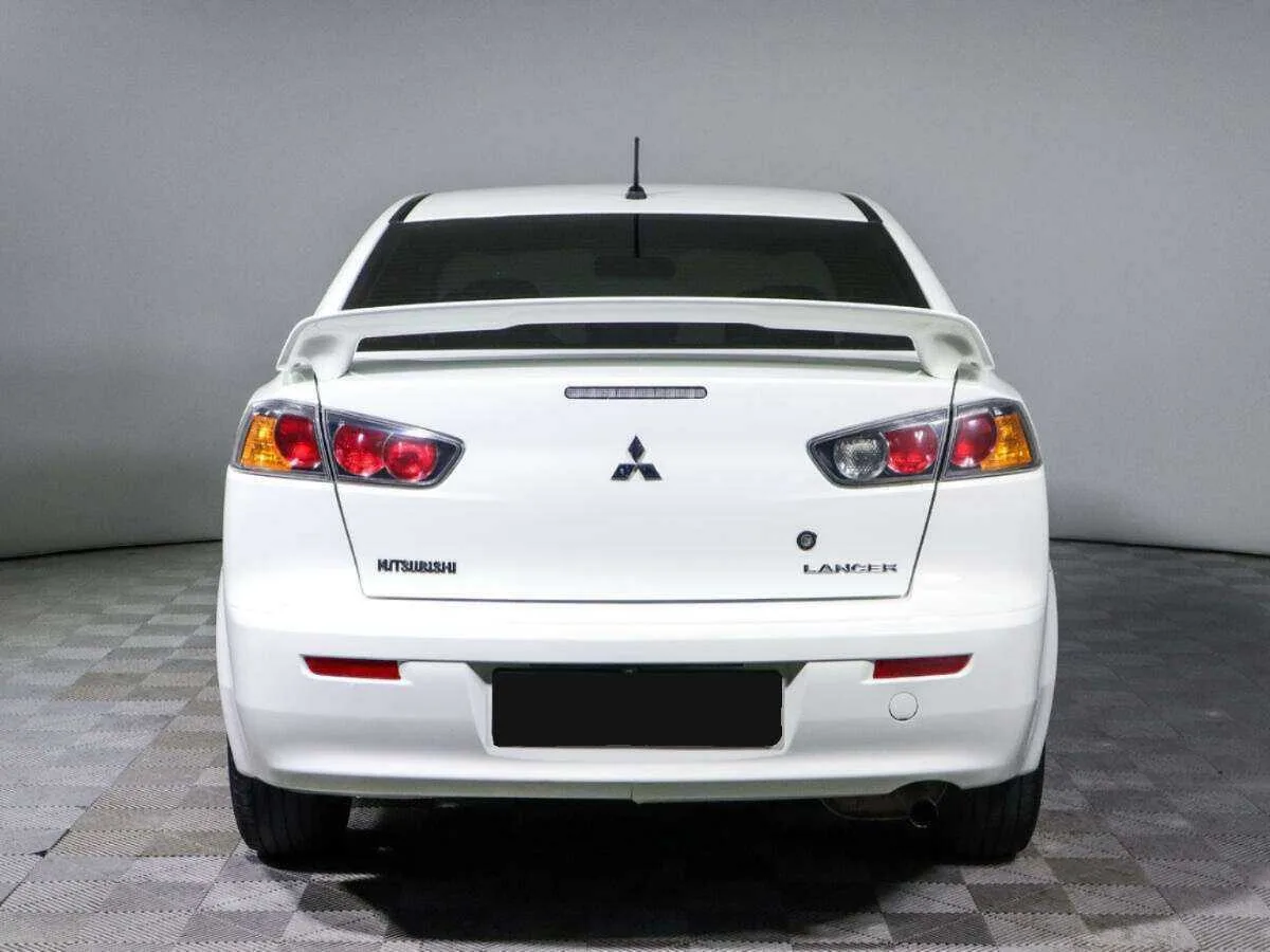 Mitsubishi Lancer