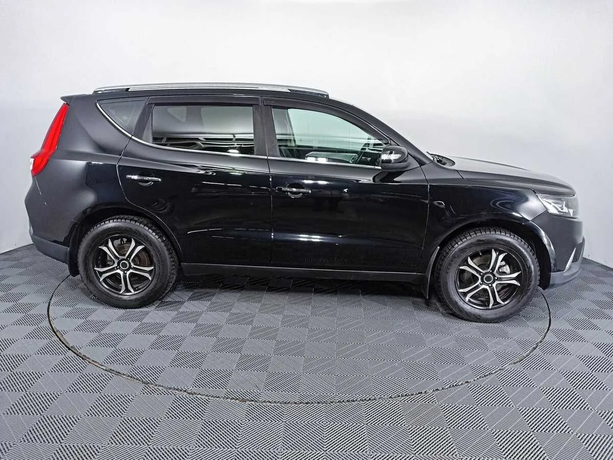 Geely Emgrand X7