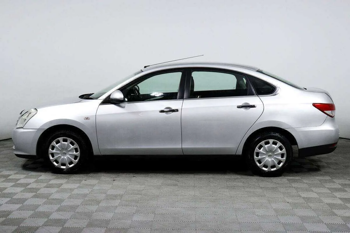 Nissan Almera