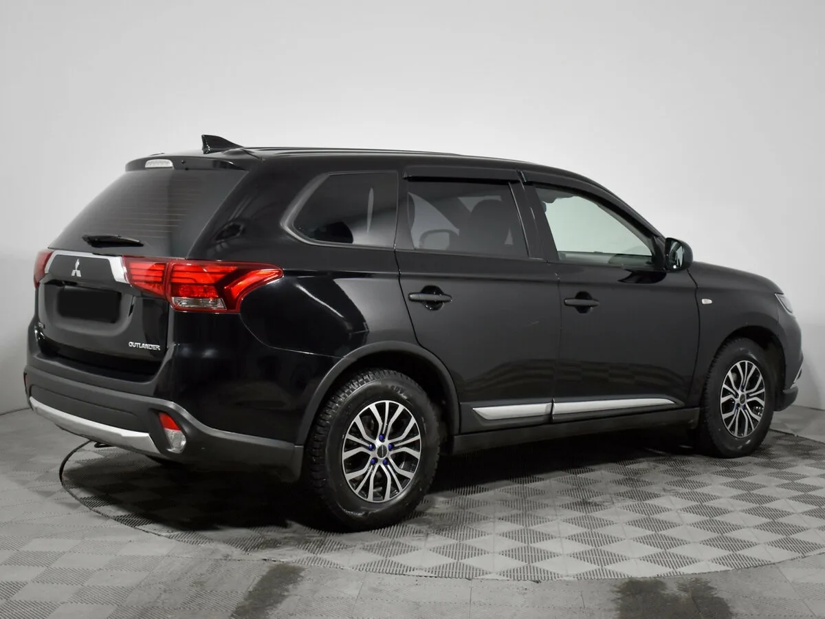 Mitsubishi Outlander
