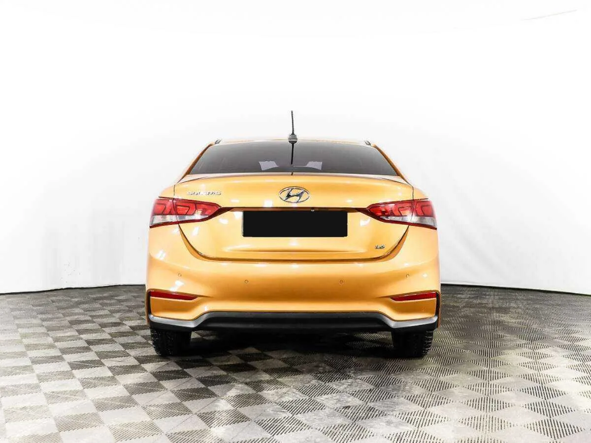 Hyundai Solaris