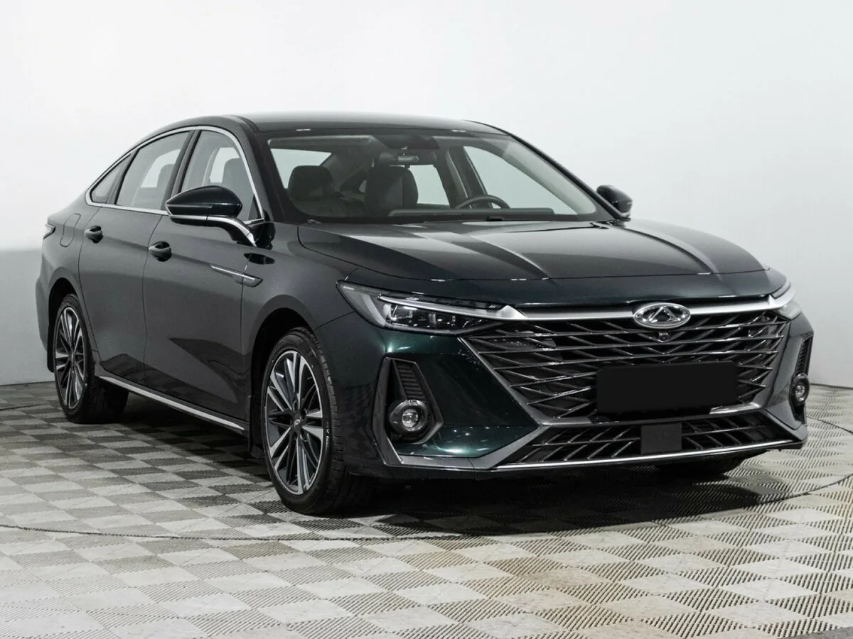 Chery Arrizo 8
