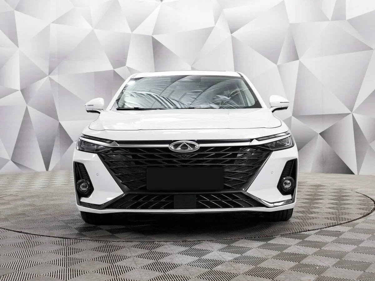 Chery Arrizo 8