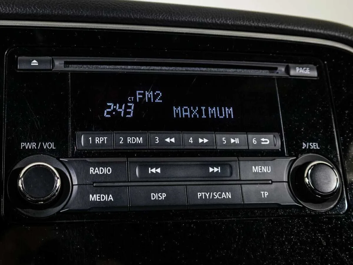 Mitsubishi Outlander