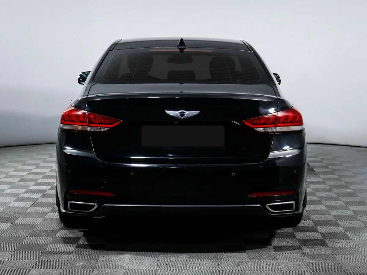 Hyundai Genesis