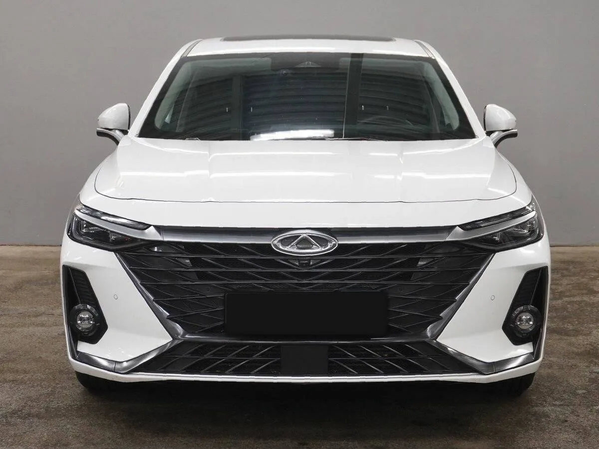 Chery Arrizo 8