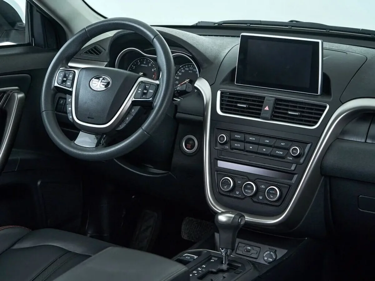 FAW Besturn X80