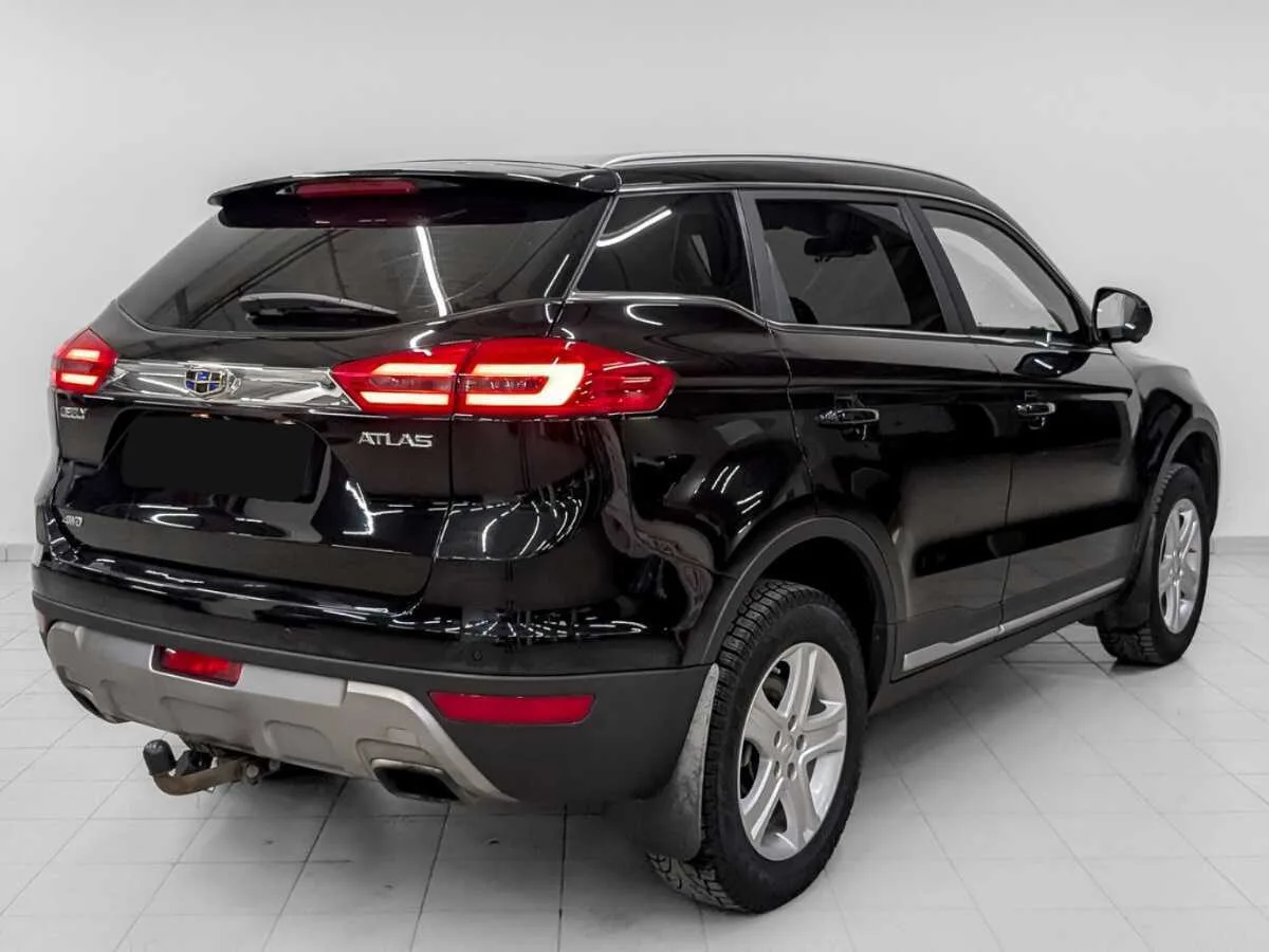 Geely Atlas