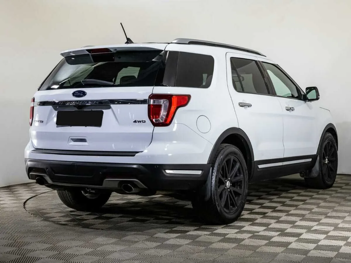 Ford Explorer