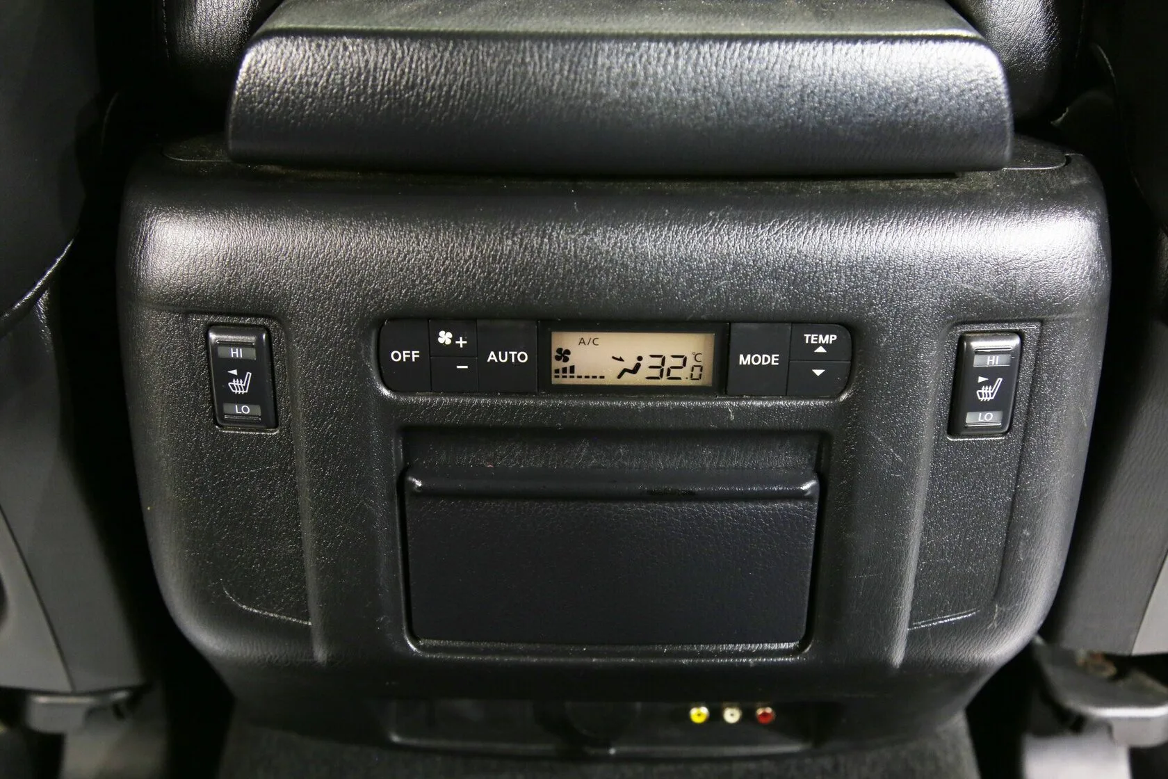 Infiniti QX56