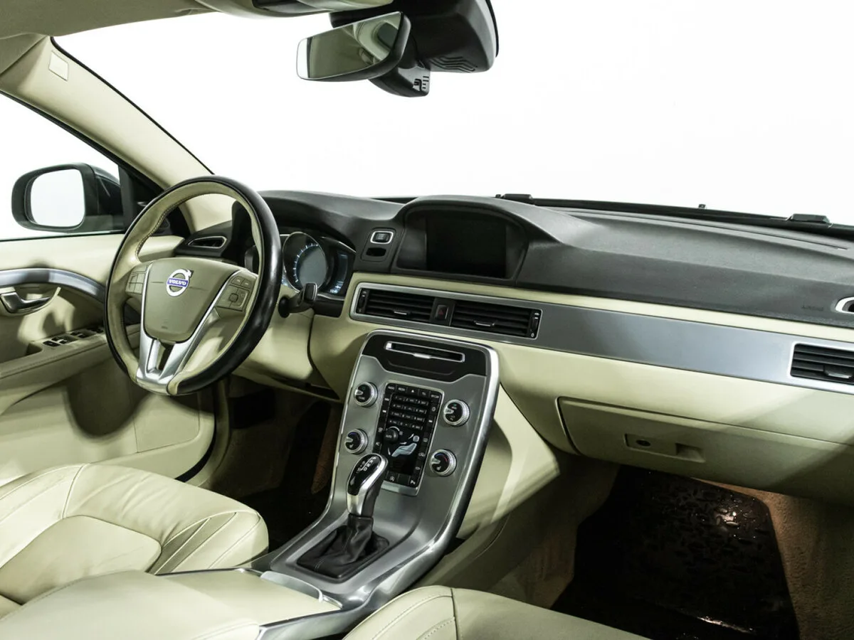 Volvo S80