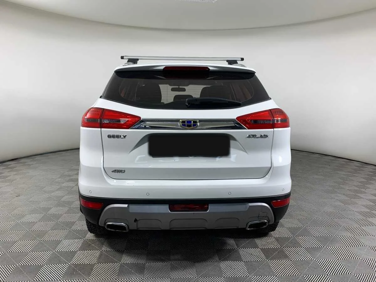 Geely Atlas