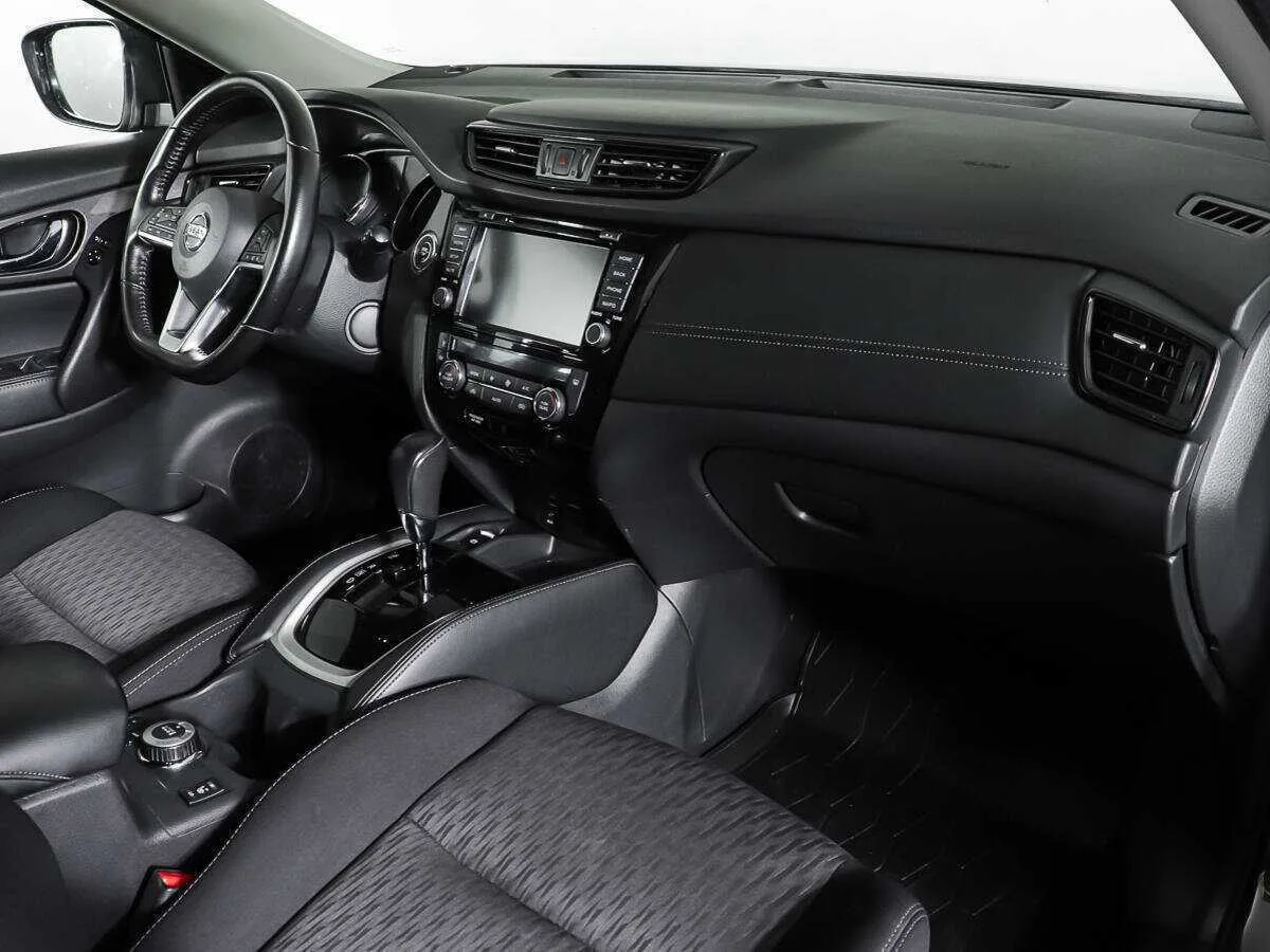 Nissan X Trail