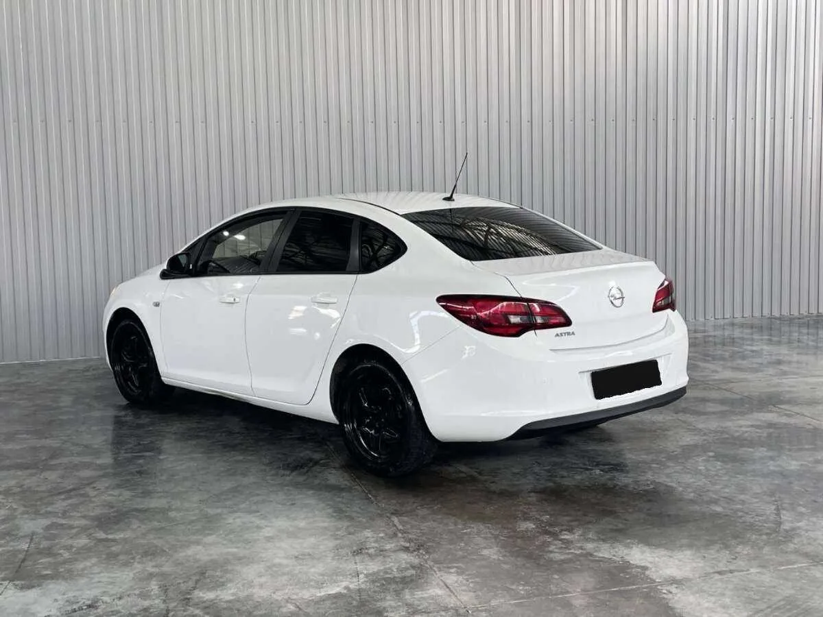 Opel Astra