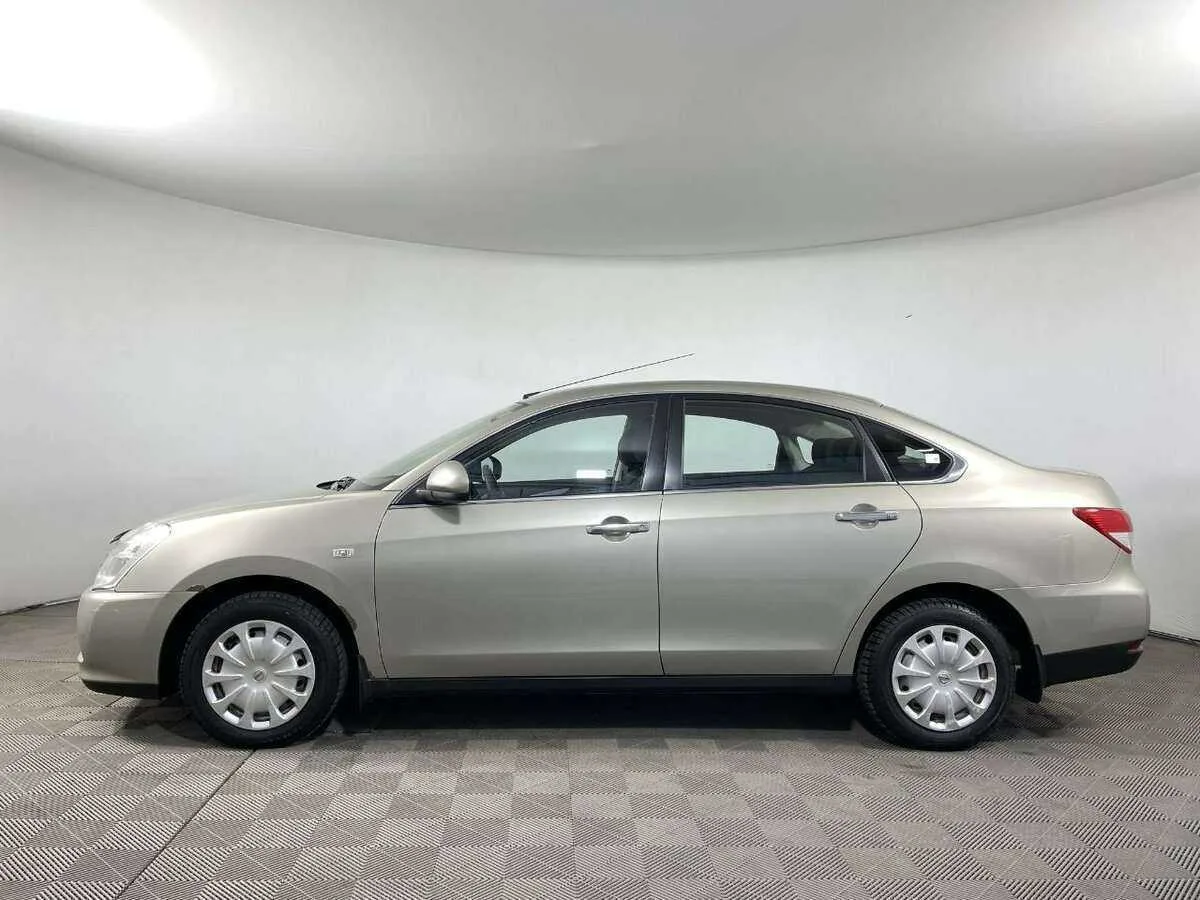 Nissan Almera