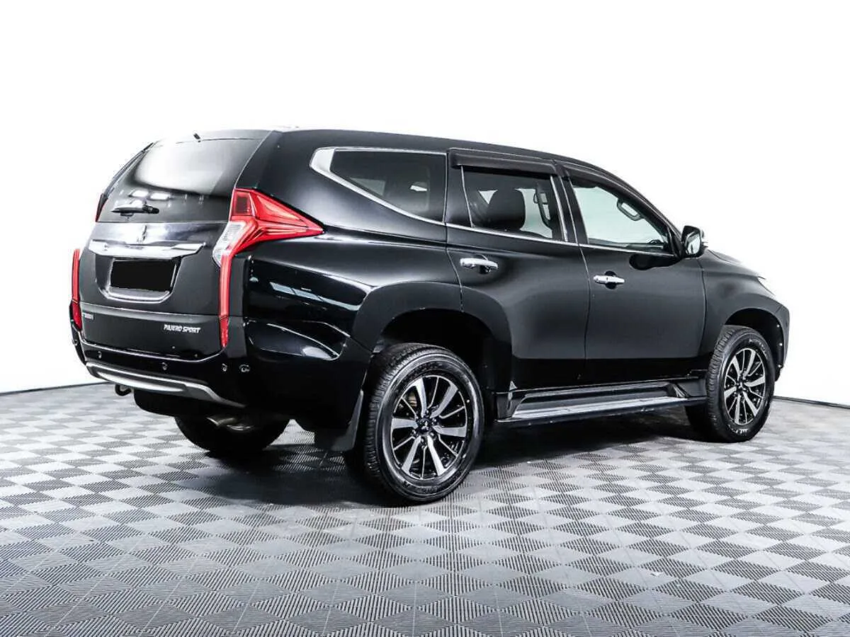 Mitsubishi Pajero Sport