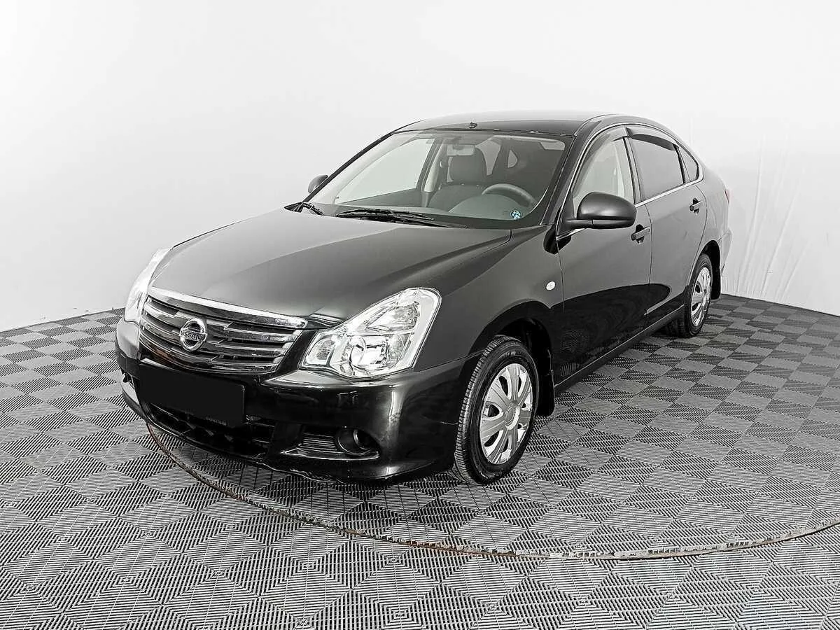 Nissan Almera