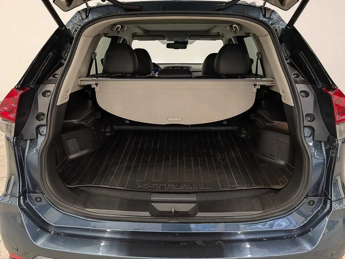 Nissan X Trail