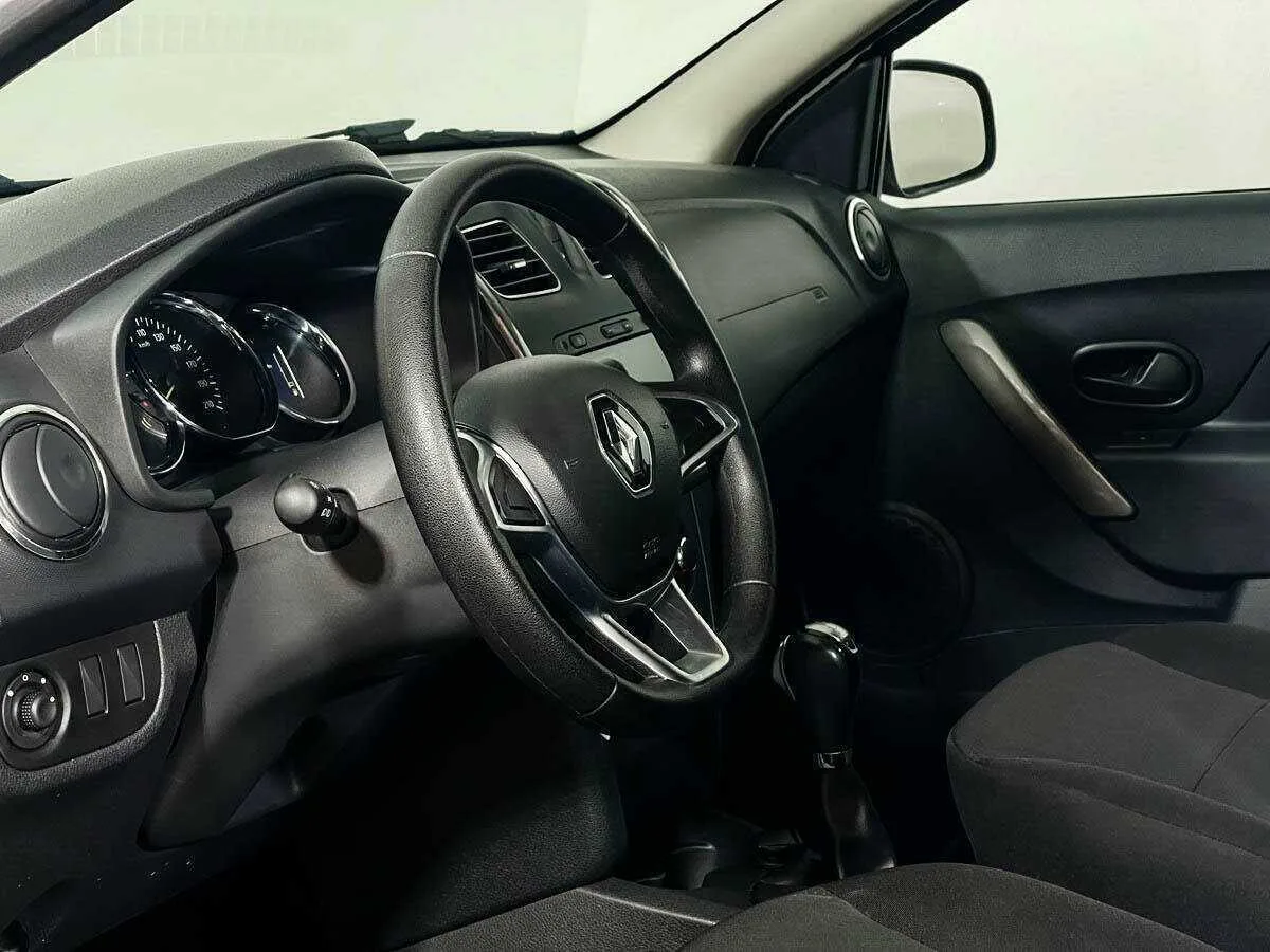 Renault Logan