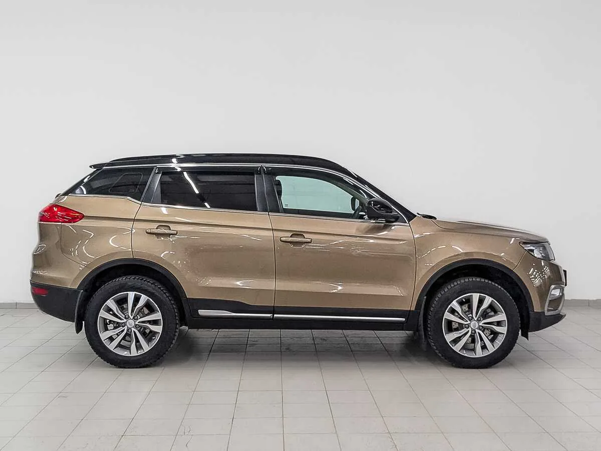 Geely Atlas