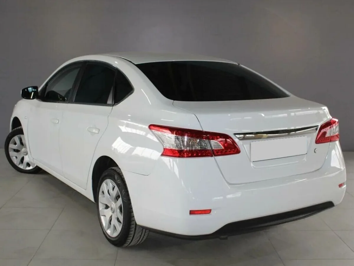 Nissan Sentra