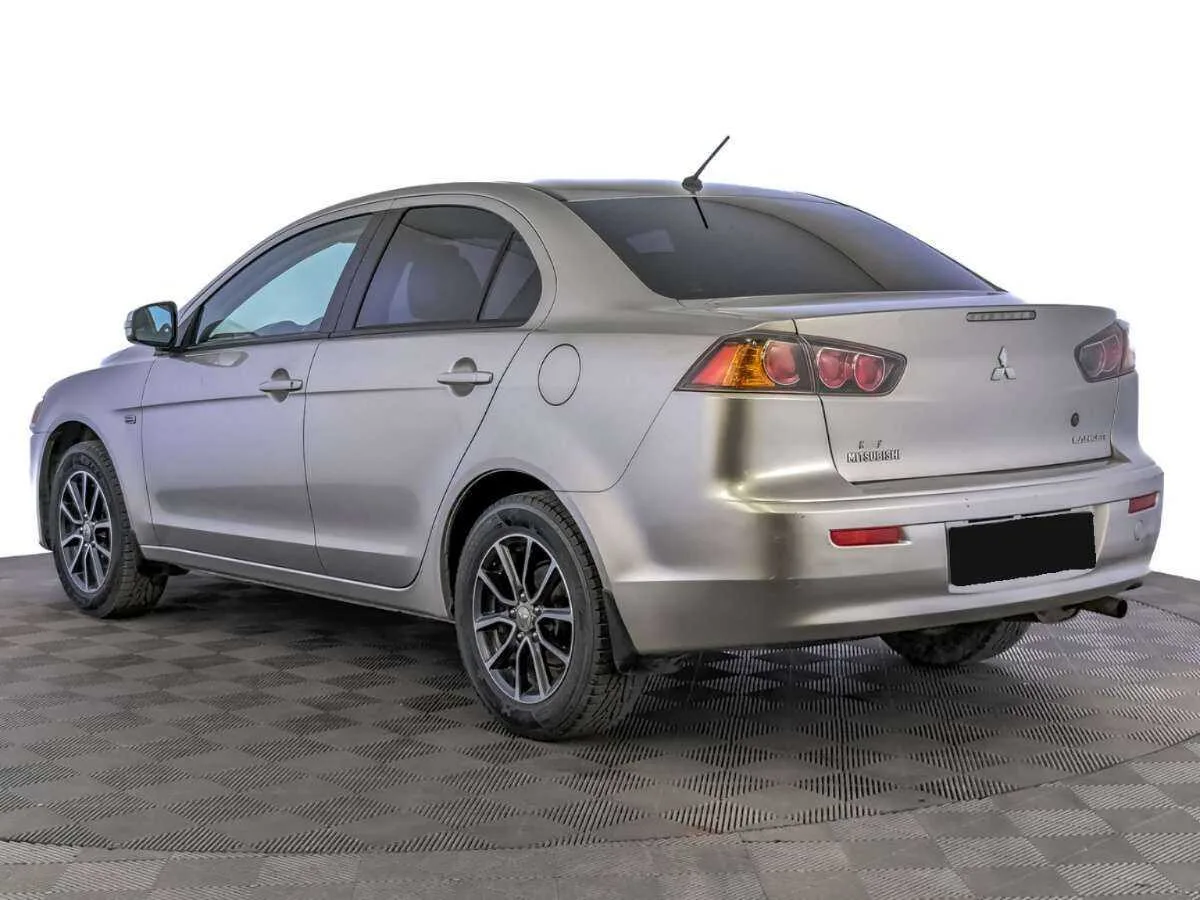 Mitsubishi Lancer