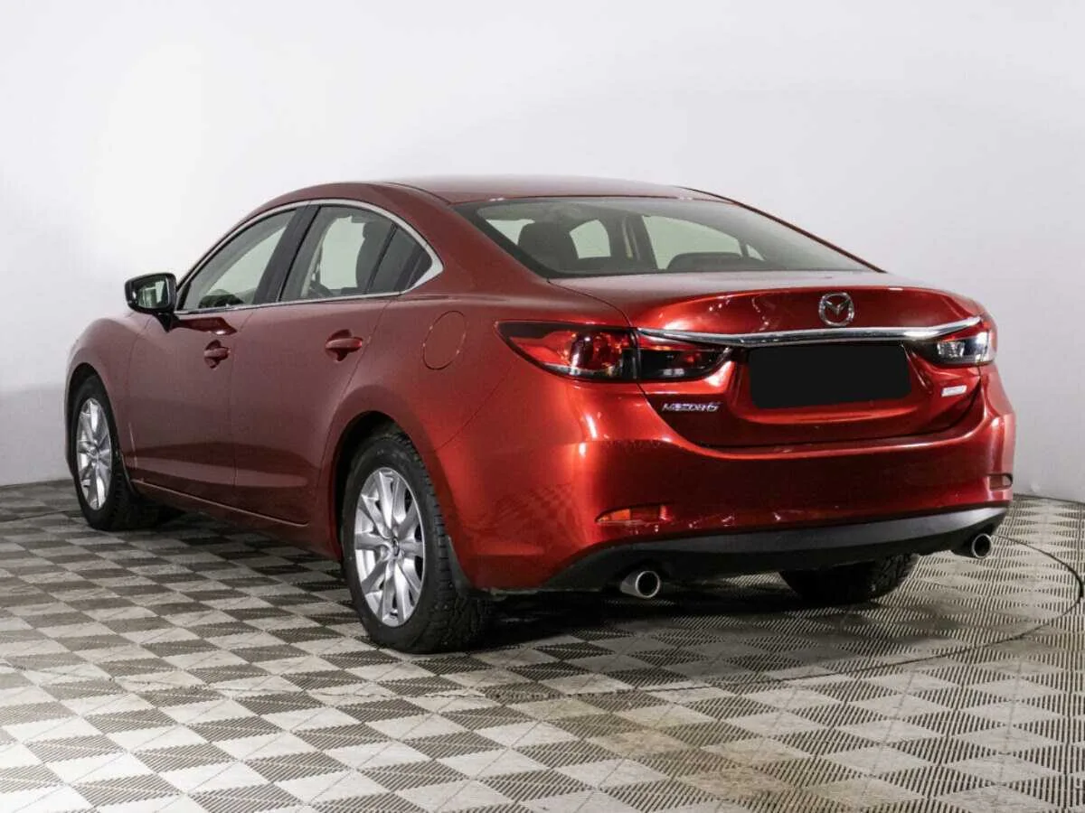 Mazda 6