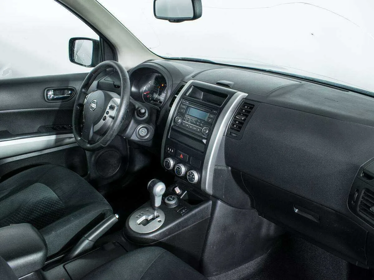 Nissan X Trail
