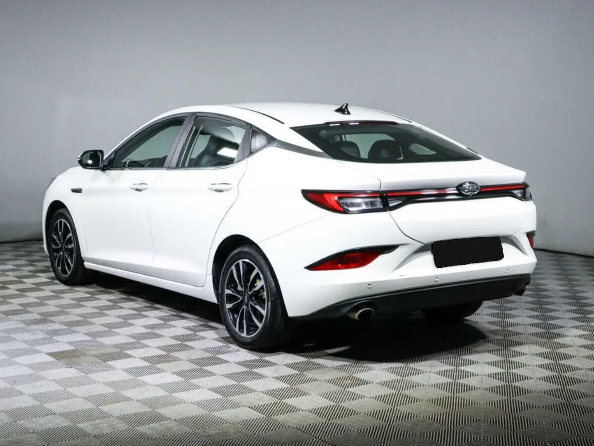 JAC J7