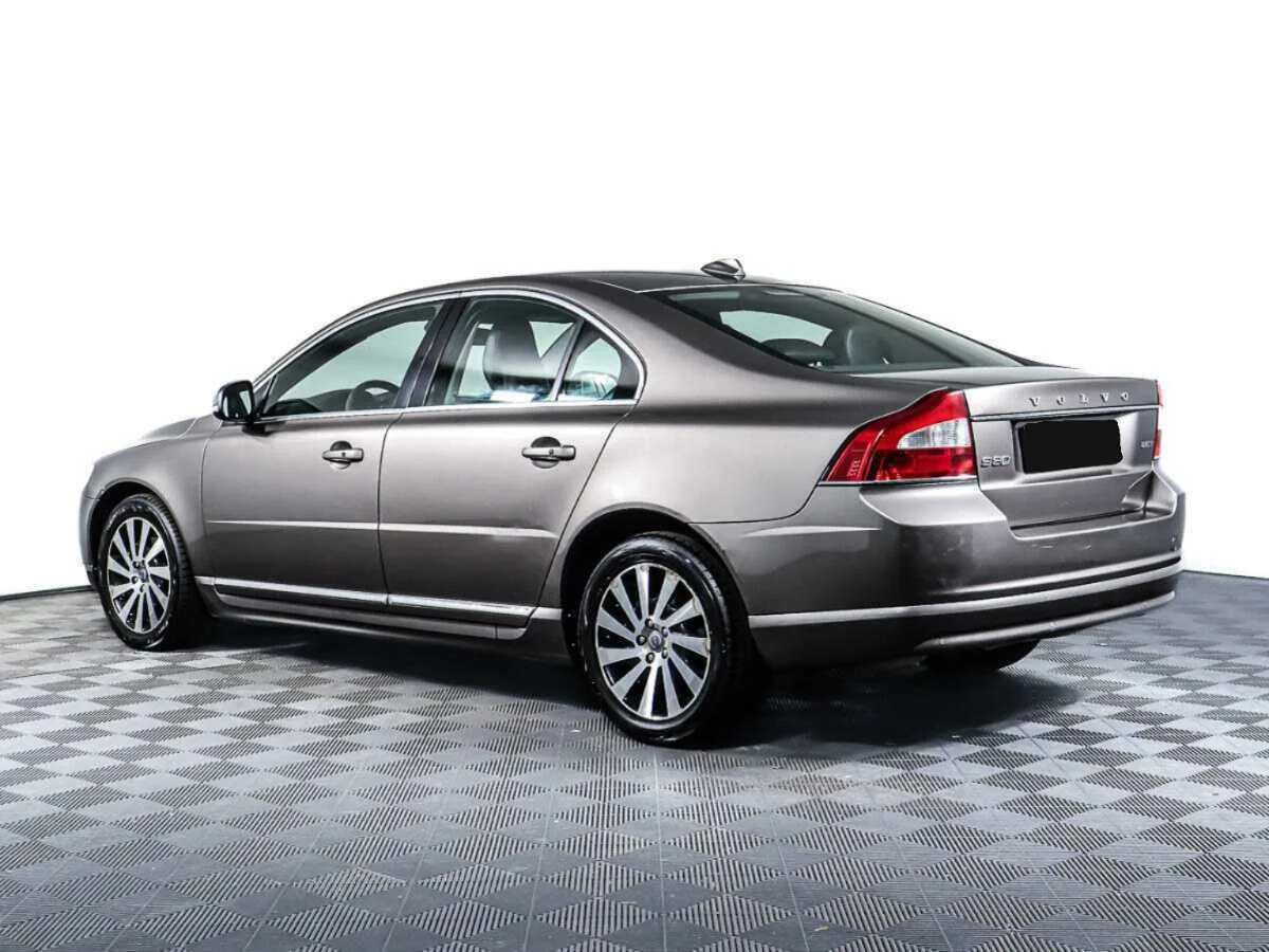 Volvo S80