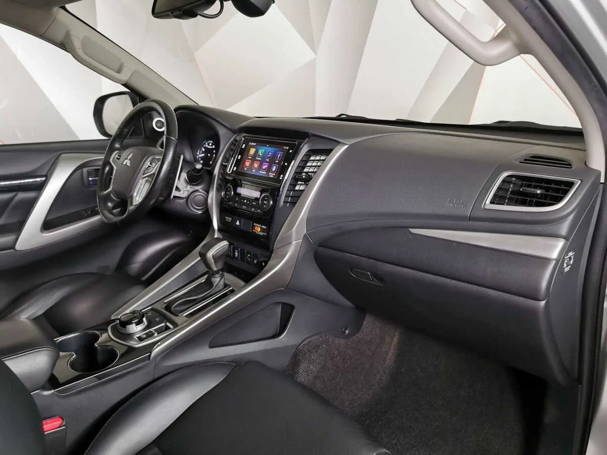 Mitsubishi Pajero Sport